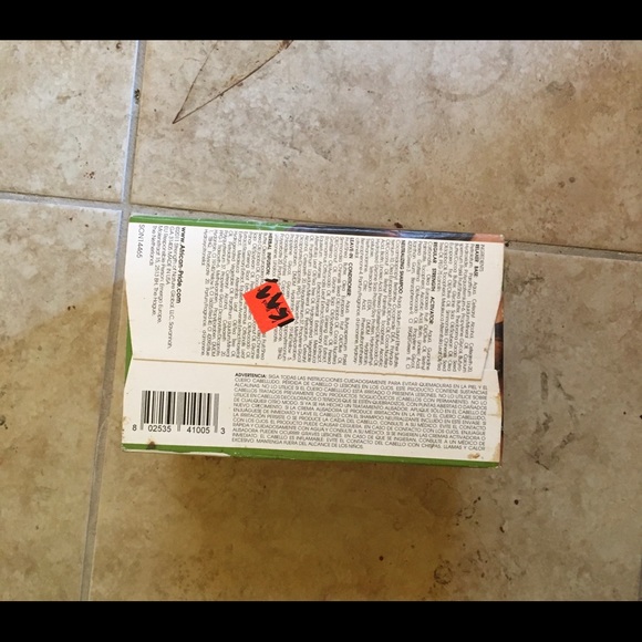 African Pride Olive Miracle Deep Conditioning No-lye Relaxer Regular Kit 1 Ct - Picture 4 of 4